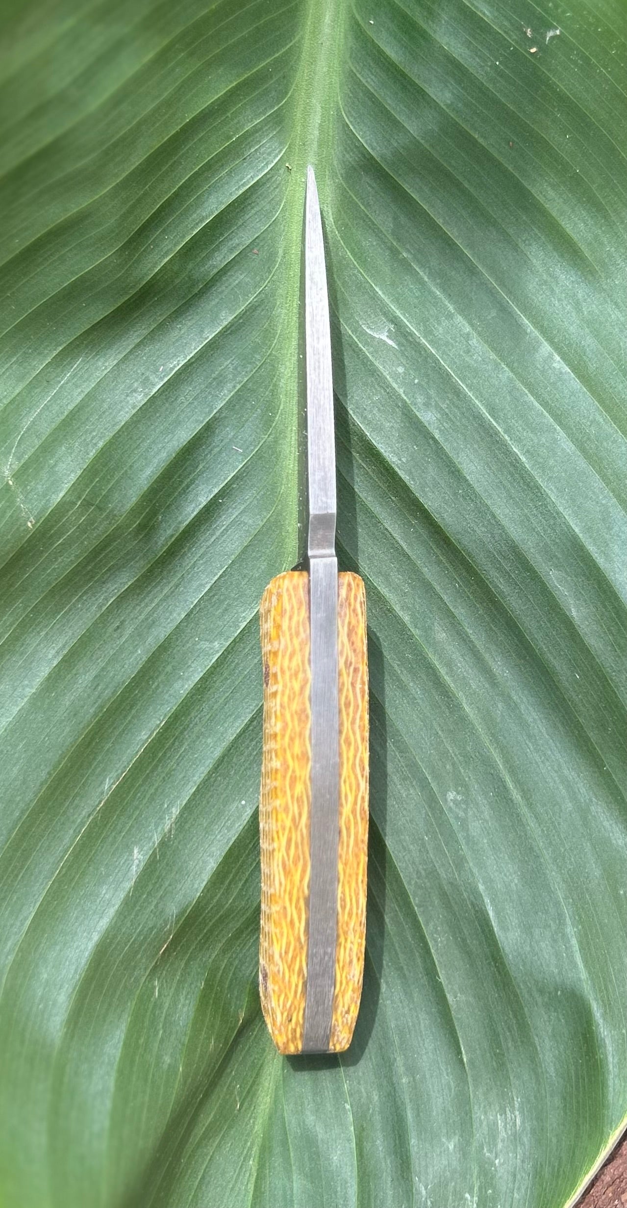 Step | Golden Jute + Brown Pins