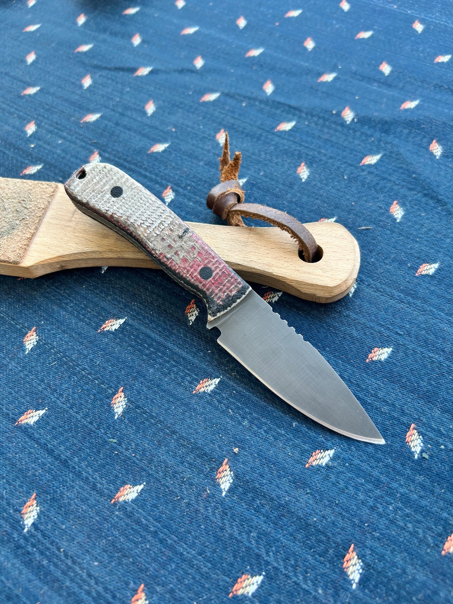 Torpedo | Red White Black Micarta + Black Pins