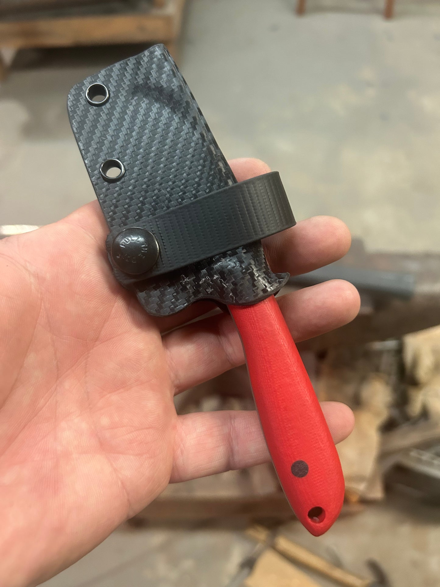 Pocket Rocket | Red G10 + Black Pins