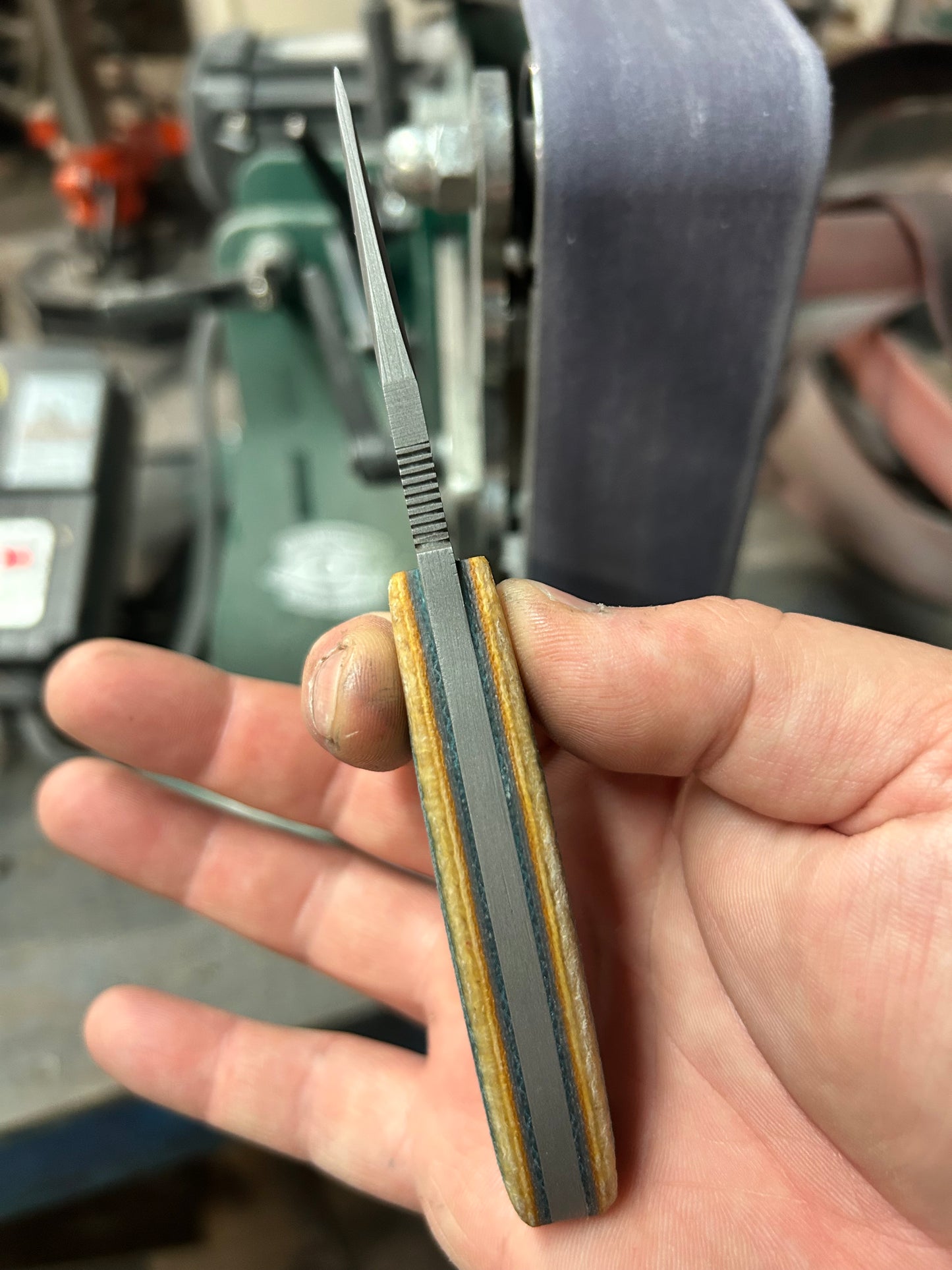 Step | Yellow-Blue Micarta w/Brown Pins